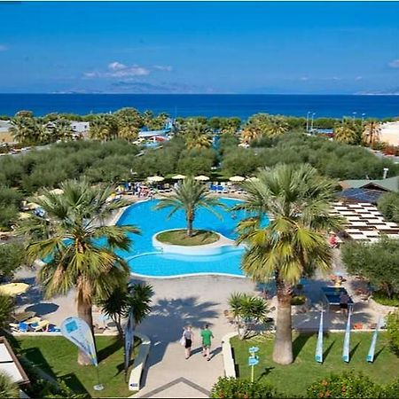 Alex Beach Теологос Экстерьер фото